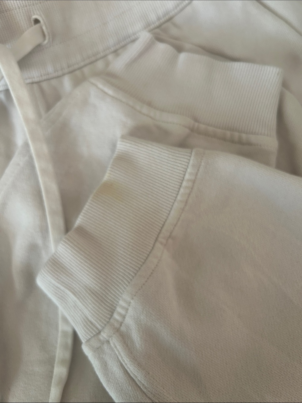 Lululemon Scuba Joggers – Size 6 | Cream - Picture 5 of 6